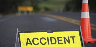 రోడ్డు ప్రమాదంలో ఫోటోగ్రాఫర్లు దుర్మరణం