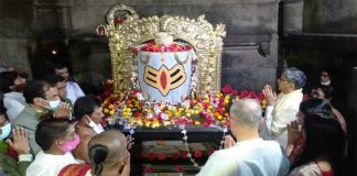 రామప్పను సందర్శించిన ఎన్వీ రమణ దంపతులు