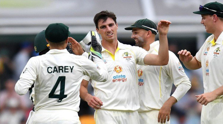 ఇంగ్లండ్ ఆలౌట్..యాషెస్ ట్రోఫీ ఆస్ట్రేలియా