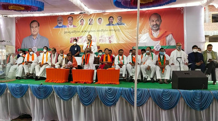 కేసీఆర్ మరో ఔరంగజేబు : అస్సాం సీఎం 2 కేసీఆర్ మరో ఔరంగజేబు : అస్సాం సీఎం