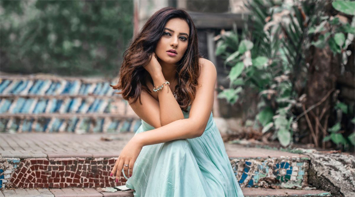 కరోనా బారిన  నటి  'ఇషా చావ్లా'