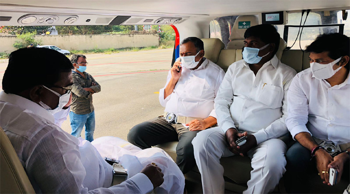 వరంగల్ కు బయల్దేరిన తెలంగాణ మంత్రులు