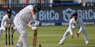 రెండో వికెట్ కోల్పోయిన సౌతాఫ్రికా