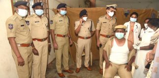 ప్రతీ పోలీస్ అధికారి బూస్టర్ డోస్ తీసుకోవాలి : సీపీ