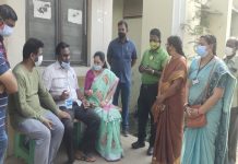 టీడీపీ నేత వినోద్ ను ఉరి తీయాలి: వాసిరెడ్డి పద్మ