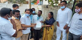 సీఎంఆర్ఎఫ్ చెక్కులు పంపిణీ చేసిన చీఫ్ విప్ దాస్యం