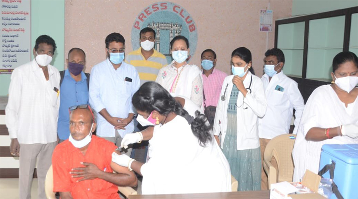 ప్రెస్ క్లబ్ లో సక్సెస్ ఫుల్ గా బూస్టర్ డోస్