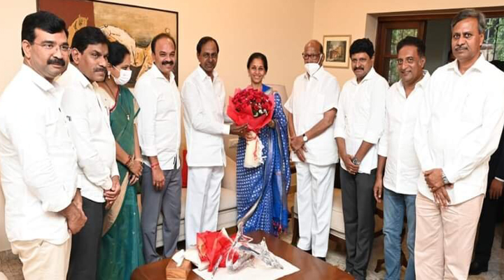 శరద్ పవార్ తో సీఎం కేసీఆర్ భేటీ 2 శరద్ పవార్ తో సీఎం కేసీఆర్ భేటీ