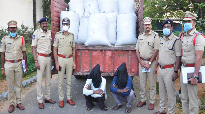 రూ.2 కోట్ల 36 లక్షల విలువైన గంజాయి పట్టివేత