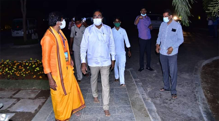 ముచ్చింతల్ లో ఏర్పాట్లను పరిశీలించిన ఎర్రబెల్లి