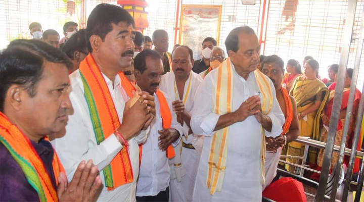 ఆంజనేయ ఆలయ వార్షికోత్సవంలో ఇంద్రకరణ్