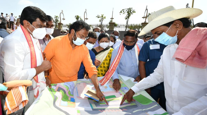 యాదాద్రి పనులను పరిశీలించిన కేసీఆర్