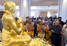 స్వర్ణ సమతామూర్తిని ఆవిష్కరించిన రాష్ట్రపతి