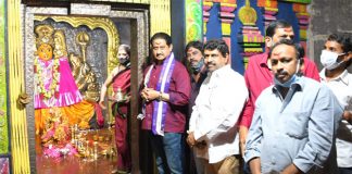 భద్రకాళి సన్నిధిలో ప్రముఖ నటుడు సుమన్