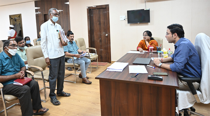 భూసేకరణ వర్క్స్ స్పీడప్ చేయాలి : భవేశ్ మిశ్రా