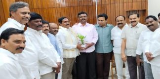 మంత్రి కేటీఆర్ ని కలిసిన కూడా చైర్మన్ సుందర్ రాజ్