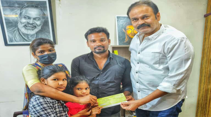 నాగ శ్రీనుకు నాగబాబు ఆర్థిక సహాయం 