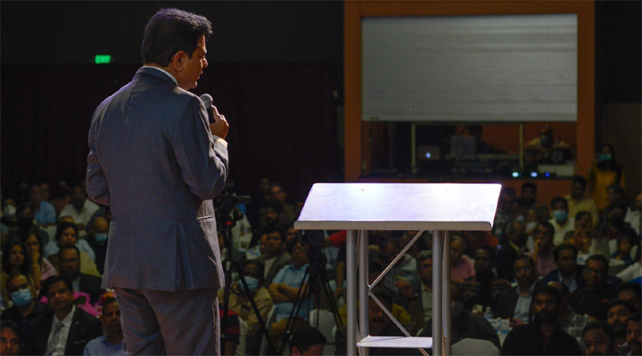 పేరు సార్థకం చేసుకోండి : మంత్రి కేటీఆర్