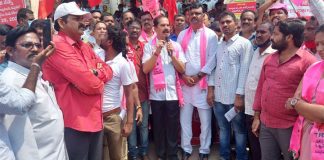 రాష్ట్ర వ్యాప్తంగా కొనసాగుతున్న సార్వత్రిక సమ్మె