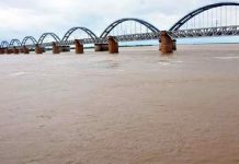 భద్రాచలంలో మూడో ప్రమాద హెచ్చరిక జారీ