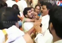శ్రీకాళహస్తి ఆలయ క్యూలైన్లో కొట్లాట