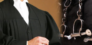 ఫేక్ న్యాయవాదులపై కేసు నమోదు