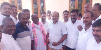 బీజేపీ ఫ్యాషన్ షోలను పట్టించుకోవద్దు : చల్లా