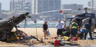 గాల్లో రెండు హెలికాప్టర్ లు ఢీ