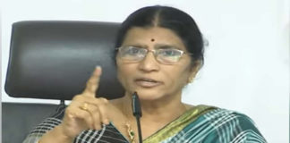 ఉద్యోగ సంఘాలపై వి.లక్ష్మీపార్వతి ఆగ్రహం