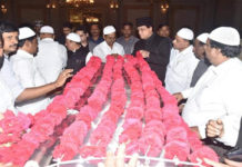 ముకర్రం ఝా పార్థివదేహానికి సీఎం కేసీఆర్ నివాళి