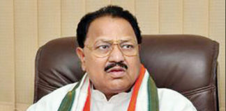 మాజీ ఎంపీ డీఎస్ కు తీవ్ర అస్వస్థత