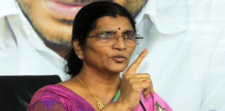 తారకరత్న మరణవార్త దాచారు : లక్ష్మీ పార్వతి