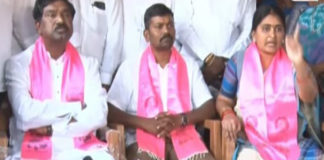 ఒకే వేదికపై సర్పంచ్ నవ్య, ఎమ్మెల్యే రాజయ్య