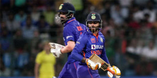 వైజాగ్ వన్డేలో టీమిండియా పరమ చెత్త బ్యాటింగ్