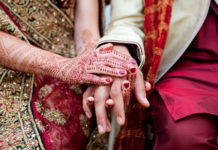 కొంపముంచిన మేకప్