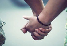 సిగ్గు సిగ్గు.. విద్యార్థితో ఉడాయించిన టీచరమ్మ