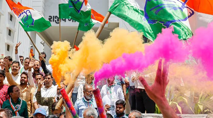 కర్ణాటక కాంగ్రెస్ కైవసం