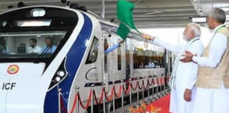 నేడు పట్టాలెక్కిన 9 వందే భారత్ రైళ్లు