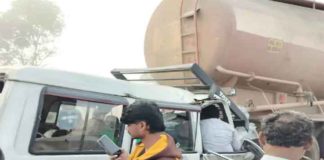 కర్ణాటకలో ఘోర రోడ్డు ప్రమాదం