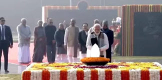 ‘సదైవ్ అటల్’ వద్ద నివాళులర్పించిన మోడీ