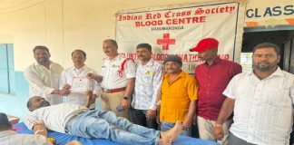 సమాజ సేవలో డ్రైవర్లుండటం అభినందనీయం