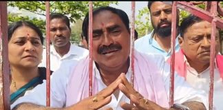 కన్నీళ్లు పెట్టుకున్న ఎర్రబెల్లి దయాకర్ రావు